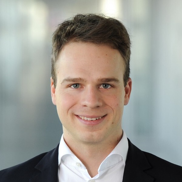 dr--jens-hunhevicz-person_image